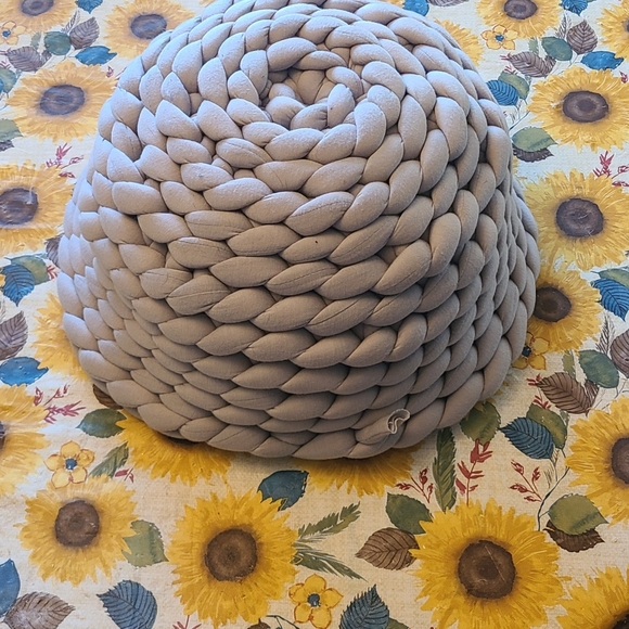 Grey Thick Hand Crochet Pet Bed - Picture 3 of 3